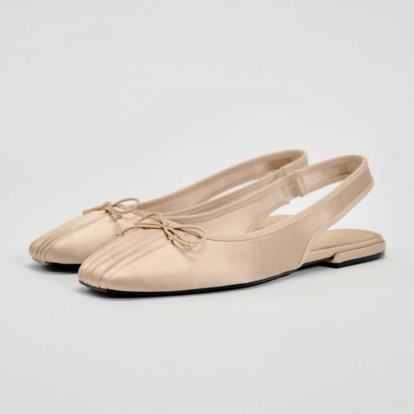 Zara NWT creased, bow detail cream satin slingback ballet flats - Picture 5 of 8